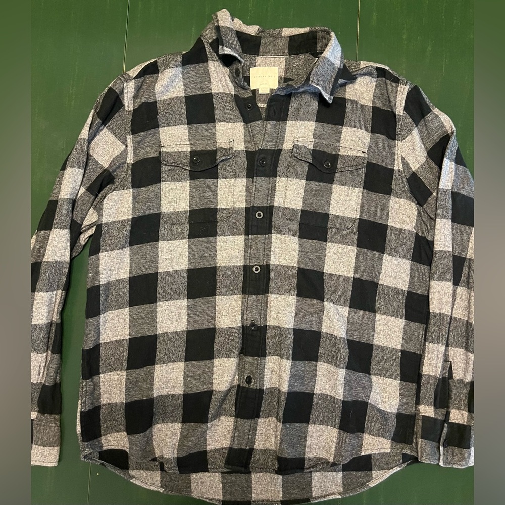 American Eagle Outfitters Black and Gray Casual Button Down Flannel Shirt
